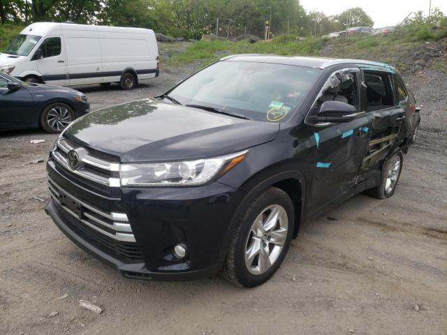 Photo 2 from auction – 2018 TOYOTA HIGHLANDER with VIN 5TDDZRFH6JS871475