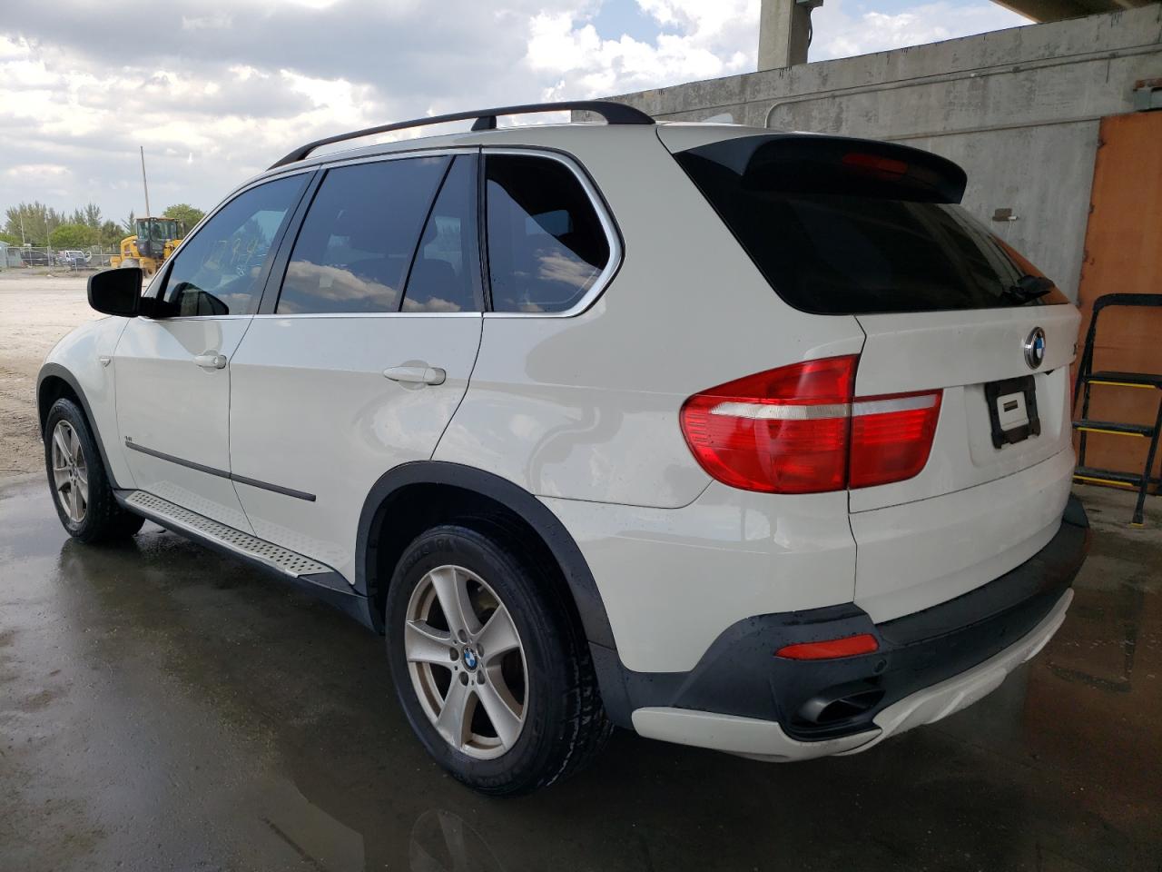 Photo 3 from auction – 2008 BMW X5 4.8I with VIN 5UXFE83508L163922