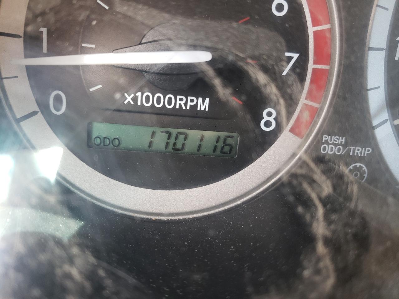 Photo 8 from auction – 2006 TOYOTA SIENNA CE with VIN 5TDZA23C06S579017