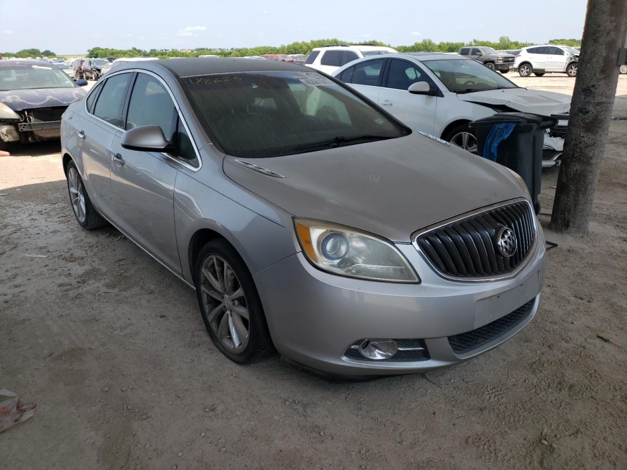 BUICK VERANO 2012 with VIN 1G4PP5SKXC4178626 - Photo from auction