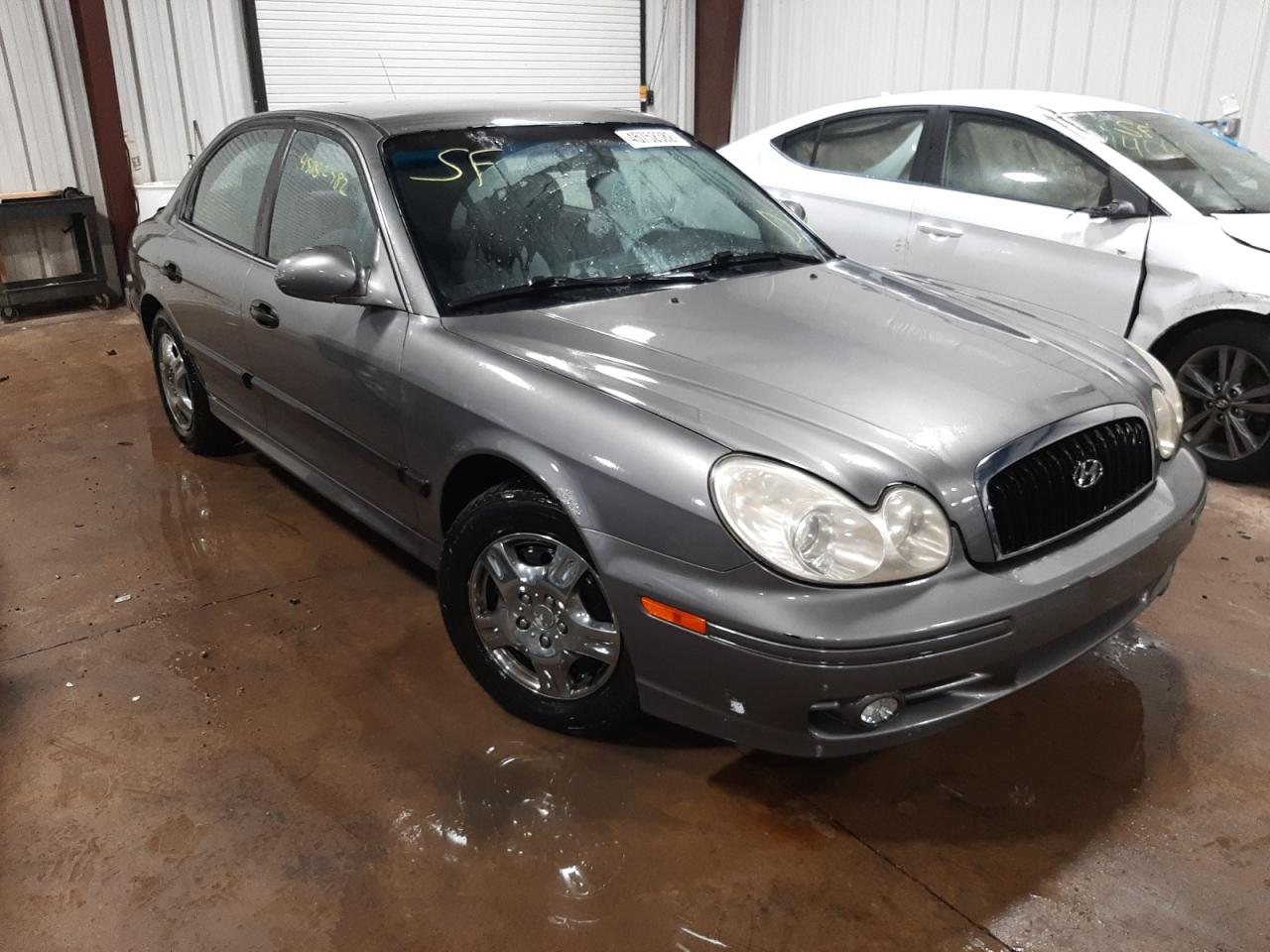 HYUNDAI SONATA GL 2002 with VIN KMHWF25S42A576441 - Photo from auction