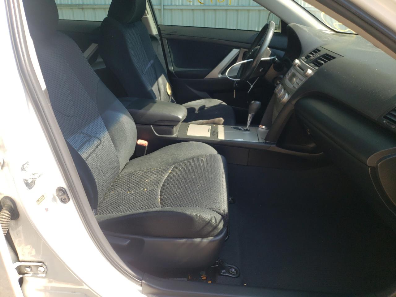 Photo 5 from auction – 2011 TOYOTA CAMRY BASE with VIN 4T1BF3EK9BU597255