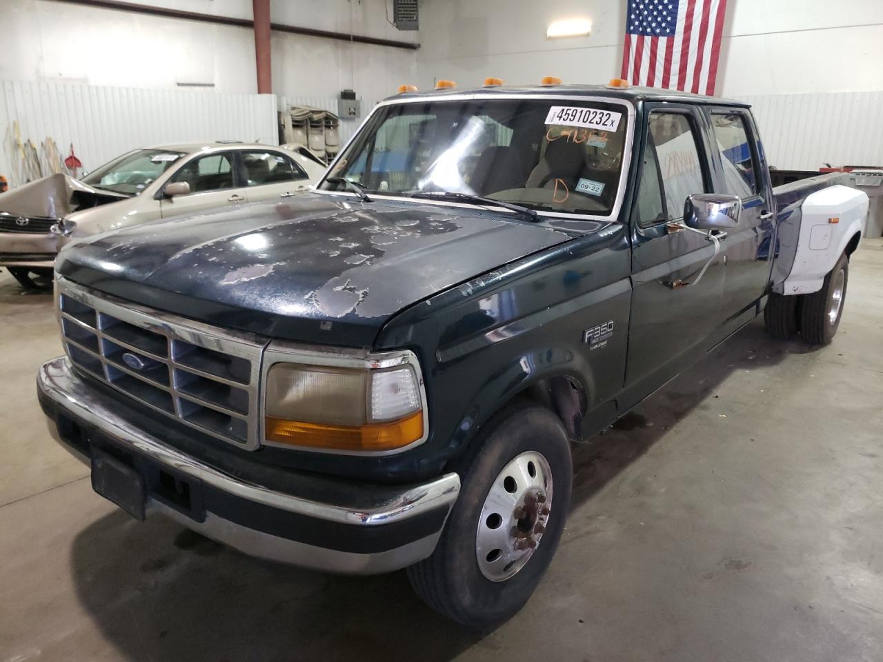 Photo 2 from auction – 1997 FORD F350 with VIN 1FTJW35F9VEC91352