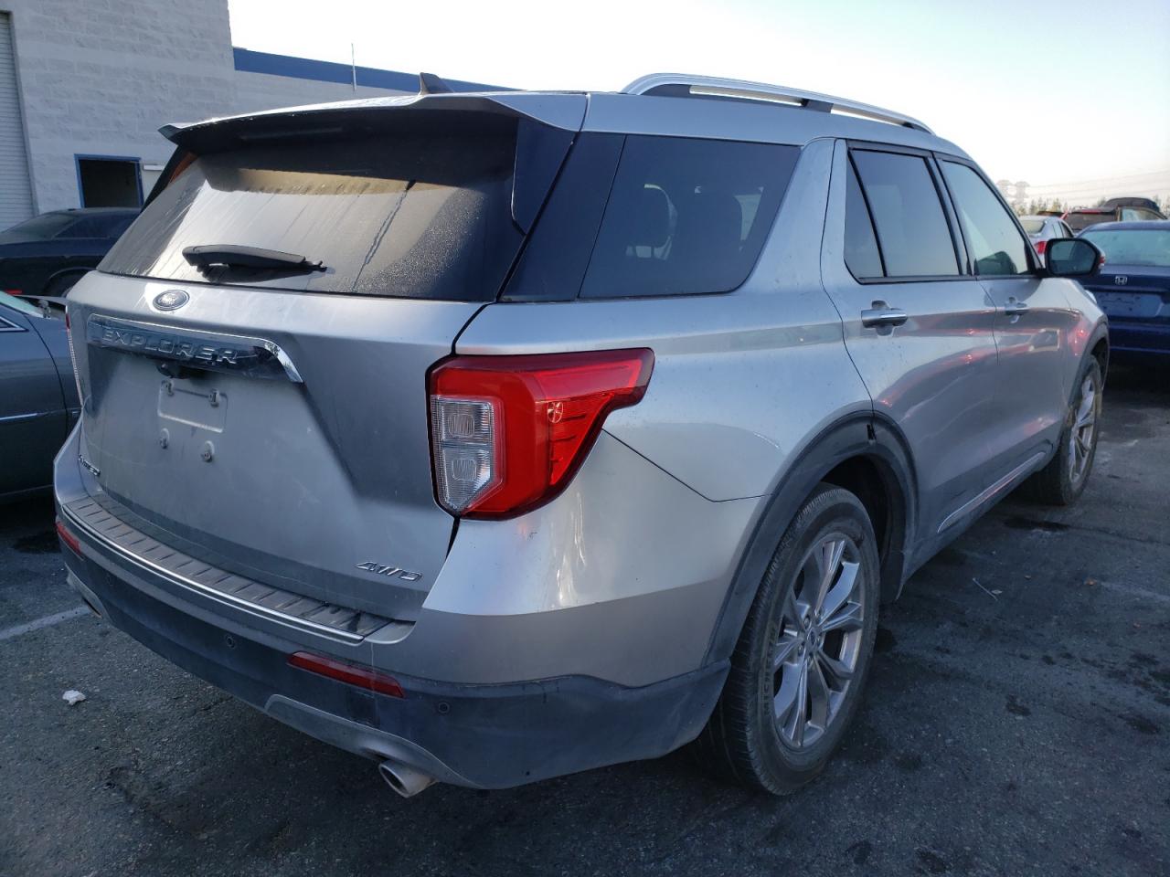 Photo 4 from auction – 2021 FORD EXPLORER L with VIN 1FMSK8FHXMGB51466
