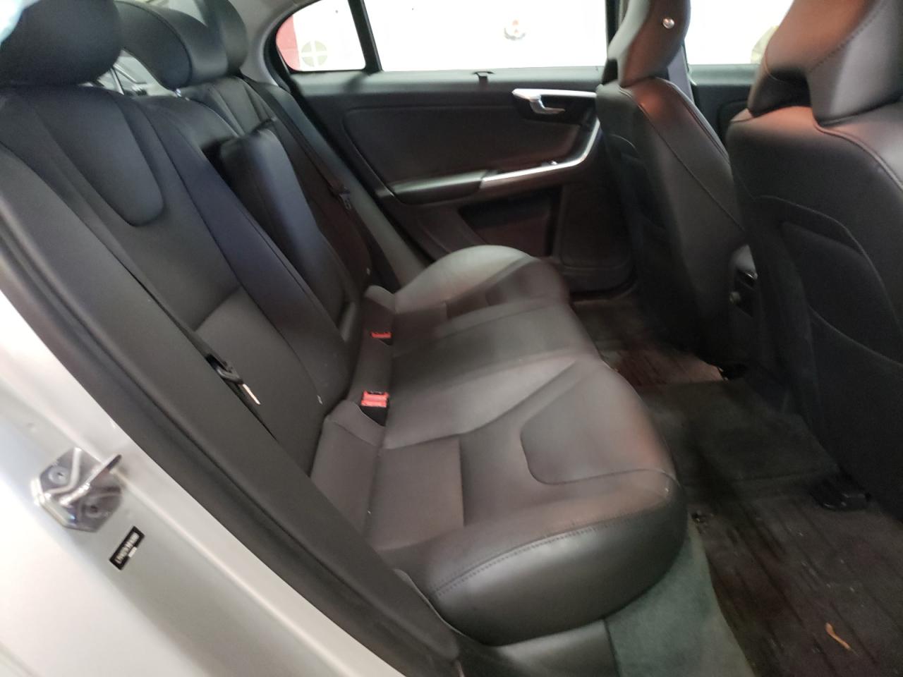 Photo 6 from auction – 2017 VOLVO S60 PREMIE with VIN LYV402TK1HB149980