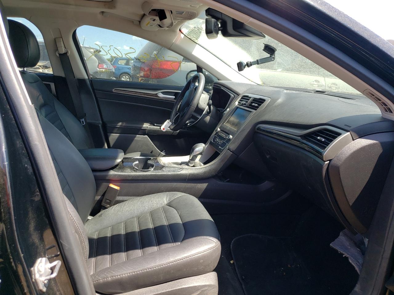 Photo 19 from auction – 2016 FORD FUSION SE with VIN 3FA6P0T96GR278546