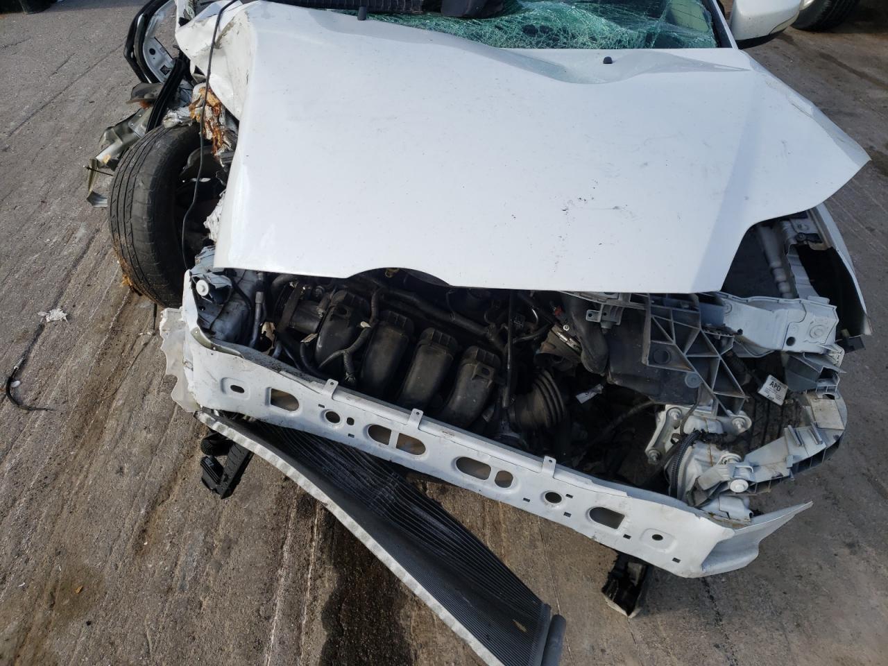 Photo 7 from auction – 2012 FORD FOCUS SEL with VIN 1FAHP3H2XCL367129