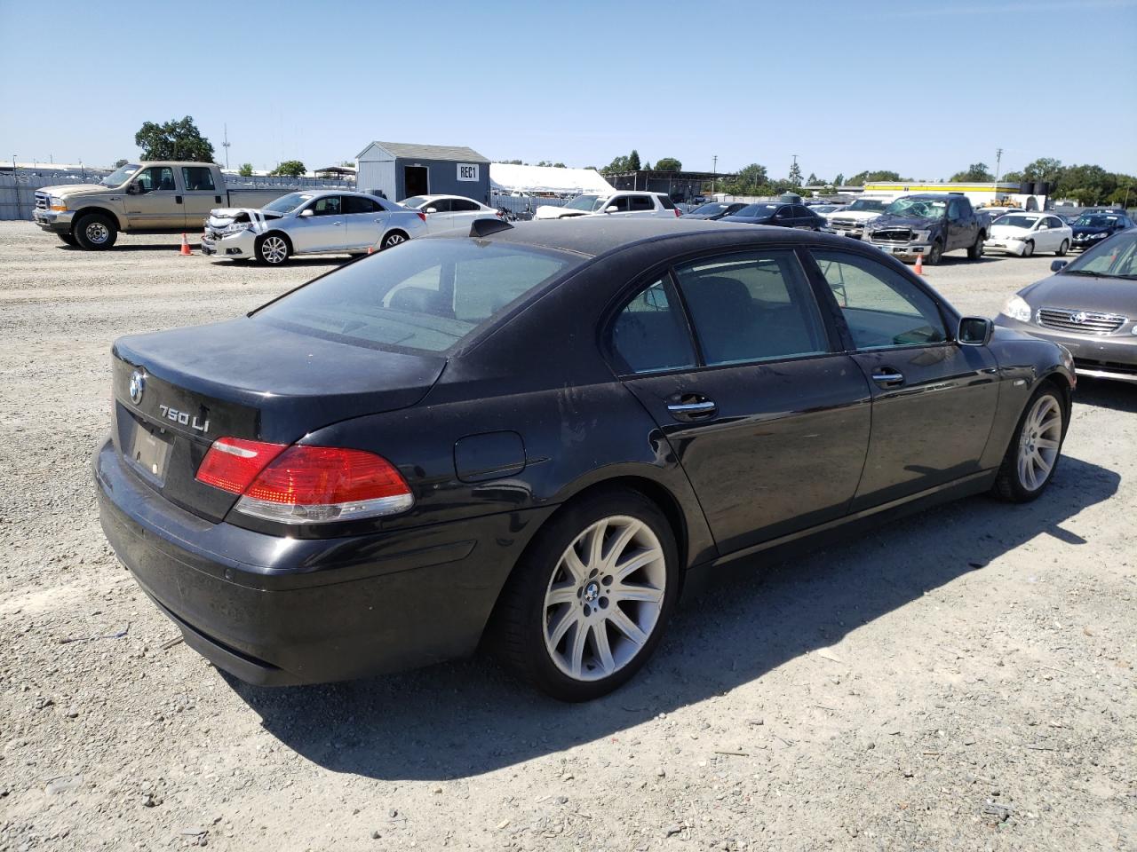 Photo 4 from auction – 2006 BMW 750 LI with VIN WBAHN83516DT31906