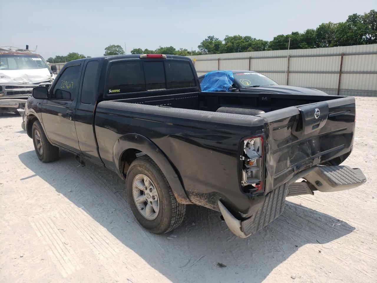 Photo 3 from auction – 2004 NISSAN FRONTIER K with VIN 1N6DD26T04C465513