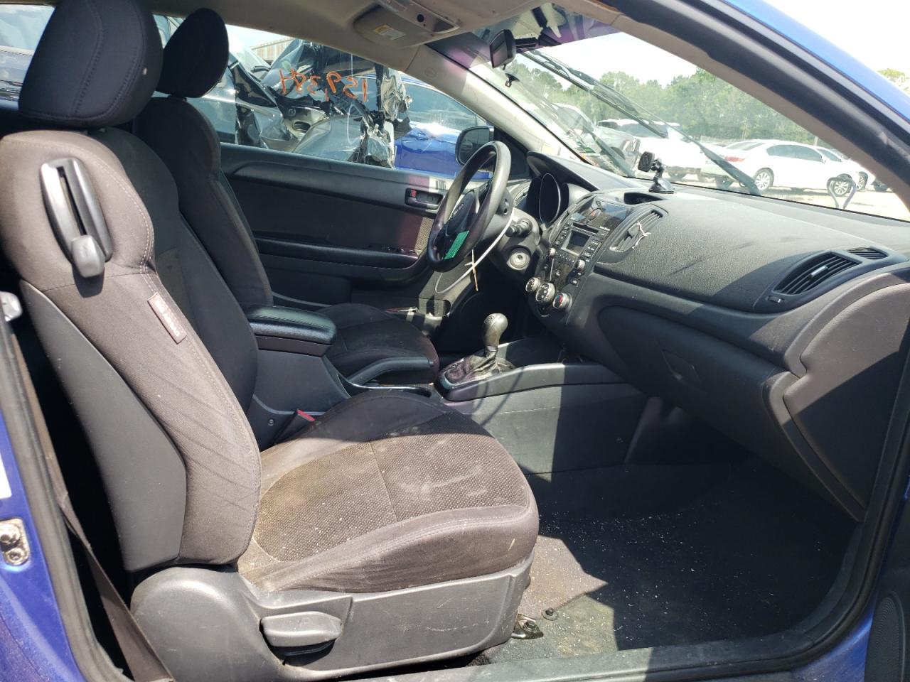 Photo 5 from auction – 2012 KIA FORTE EX with VIN KNAFU6A21C5480958
