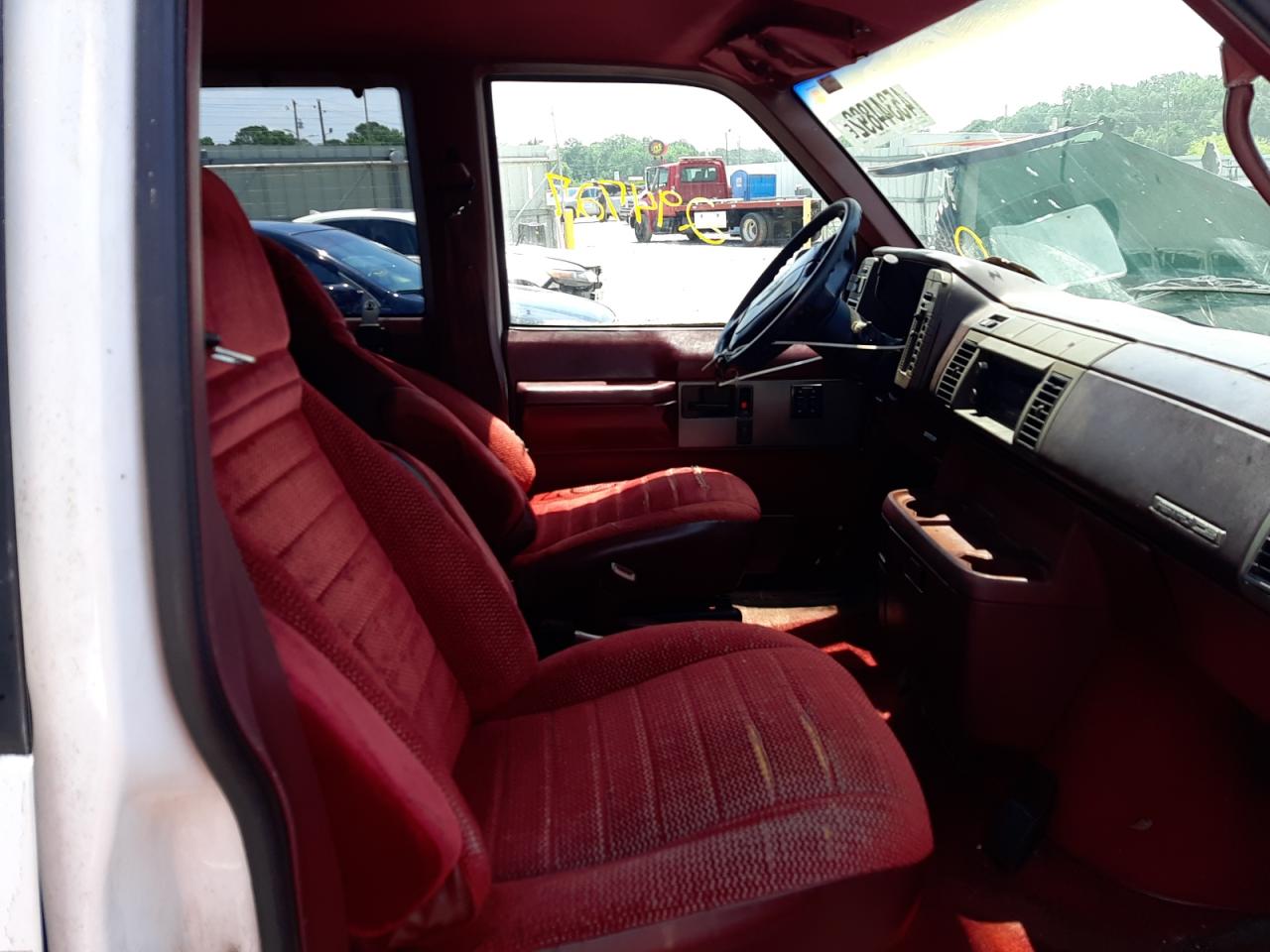 Photo 6 from auction – 1995 CHEVROLET ASTRO with VIN 1GNDM19W6SB203105