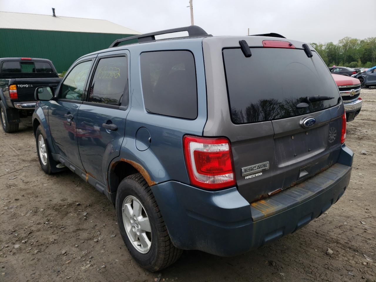 Photo 3 from auction – 2011 FORD ESCAPE XLT with VIN 1FMCU9DG9BKC58436