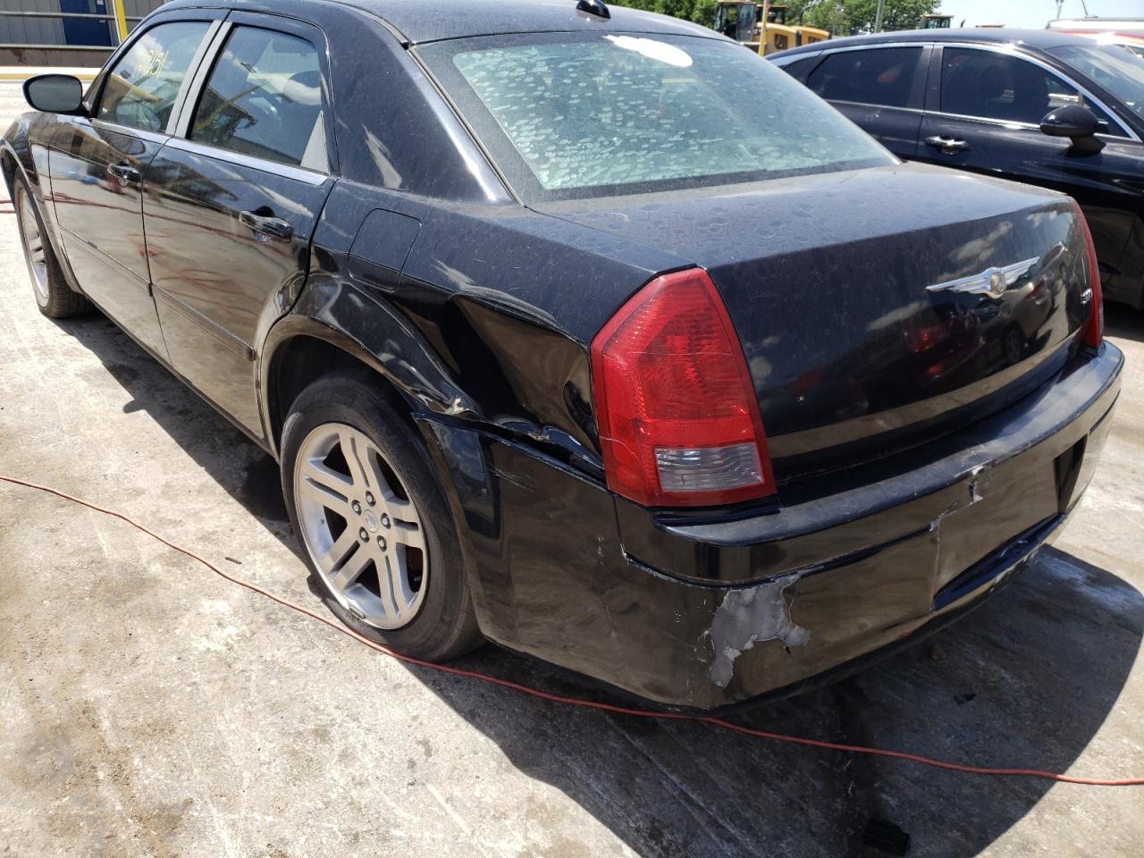Photo 9 from auction – 2005 CHRYSLER 300 with VIN 2C3JA43RX5H653784