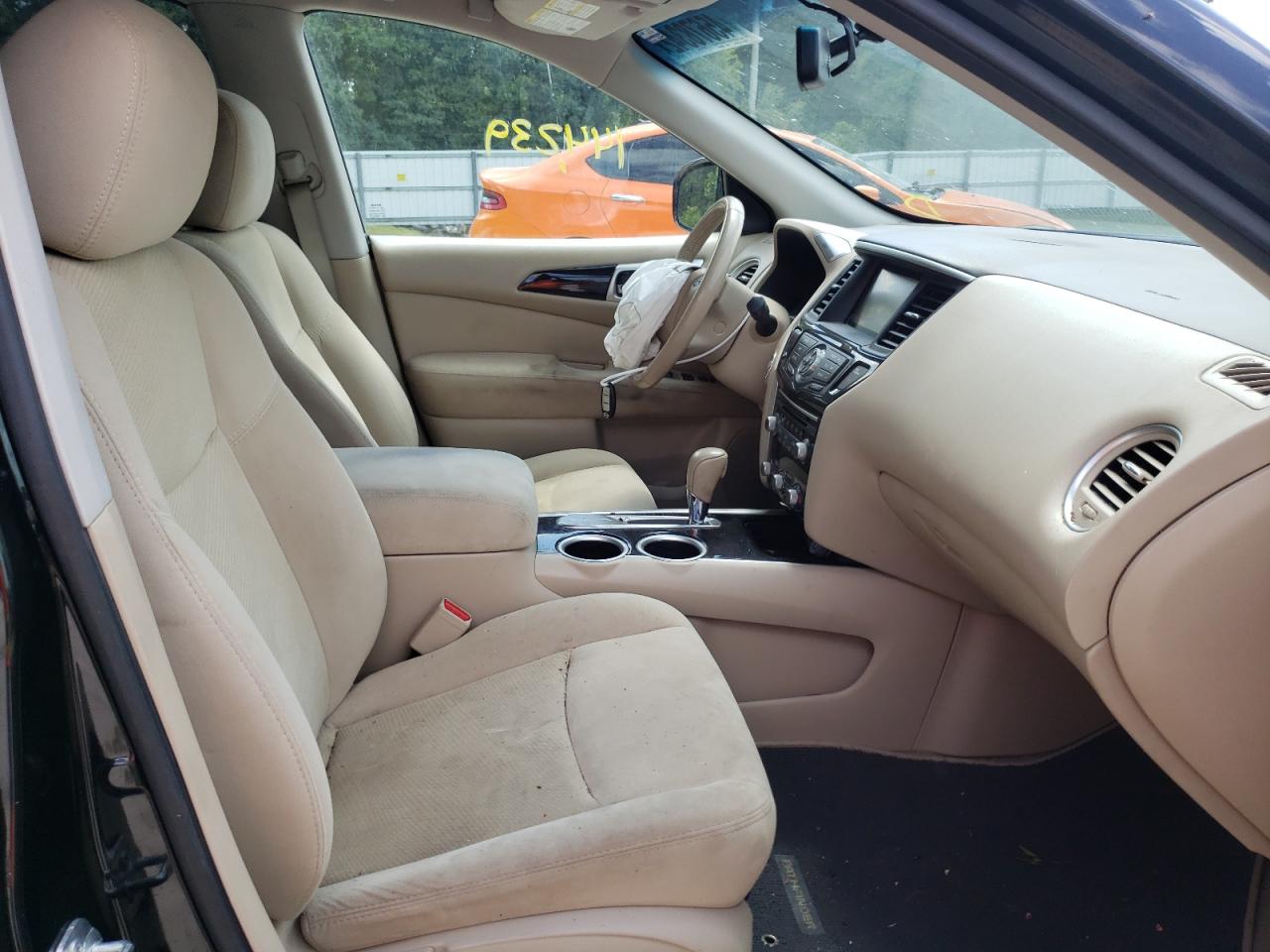 Photo 5 from auction – 2015 NISSAN PATHFINDER with VIN 5N1AR2MN6FC617708