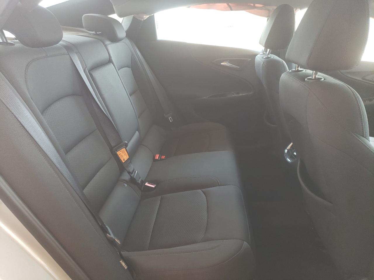 Photo 6 from auction – 2016 CHEVROLET MALIBU LT with VIN 1G1ZE5ST7GF280271