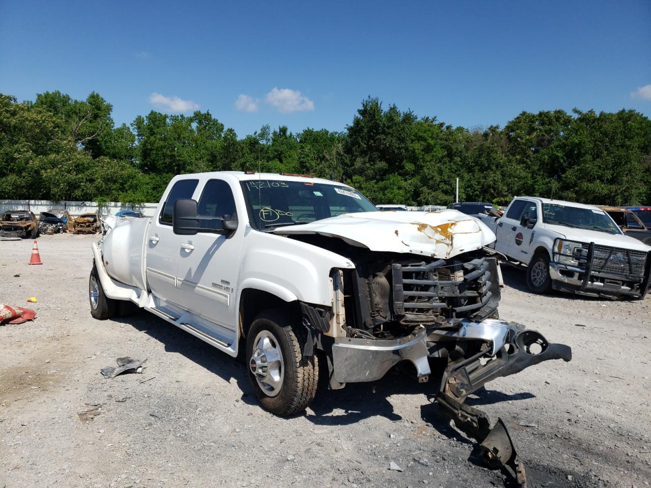 Photo 9 from auction – 2009 GMC SIERRA K35 with VIN 1GTJK93699F142103