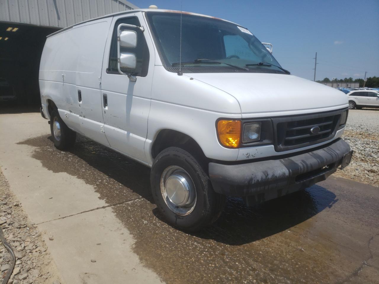 FORD ECONOLINE 2004 with VIN 1FTNE24W54HA38879 - Photo from auction
