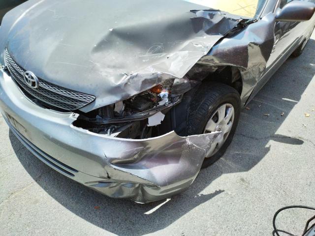 Photo 9 from auction – 2004 TOYOTA CAMRY LE with VIN 4T1BE32K04U829848