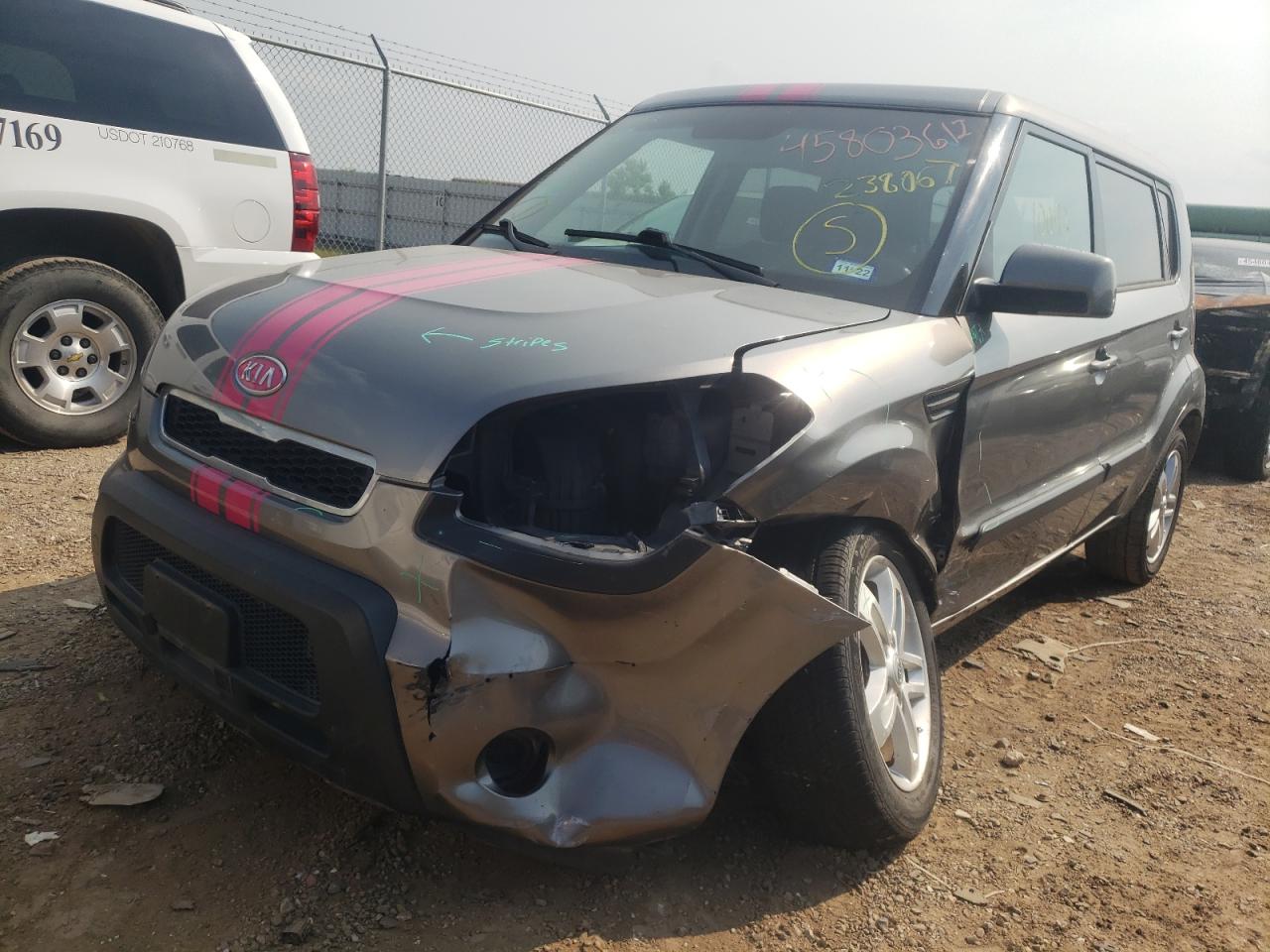 Photo 14 from auction – 2011 KIA SOUL with VIN KNDJT2A21B7238067