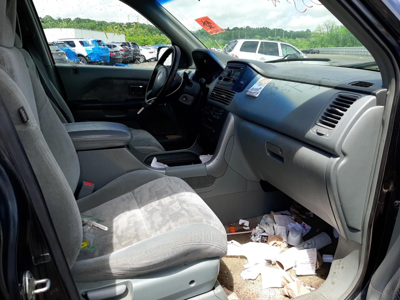 Photo 5 from auction – 2005 HONDA PILOT EX with VIN 5FNYF18445B066865
