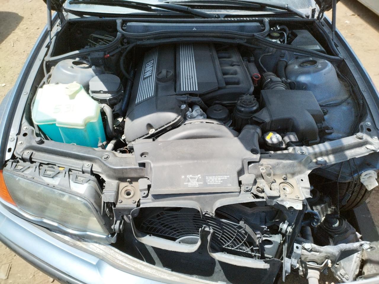 Photo 7 from auction – 2000 BMW 323 I with VIN WBAAN3342YNC92206