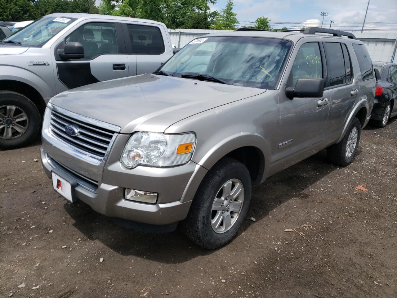 Photo 2 from auction – 2008 FORD EXPLORER X with VIN 1FMEU73E18UA57379
