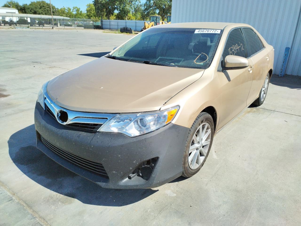 Photo 2 from auction – 2012 TOYOTA CAMRY BASE with VIN 4T1BF1FK8CU029244
