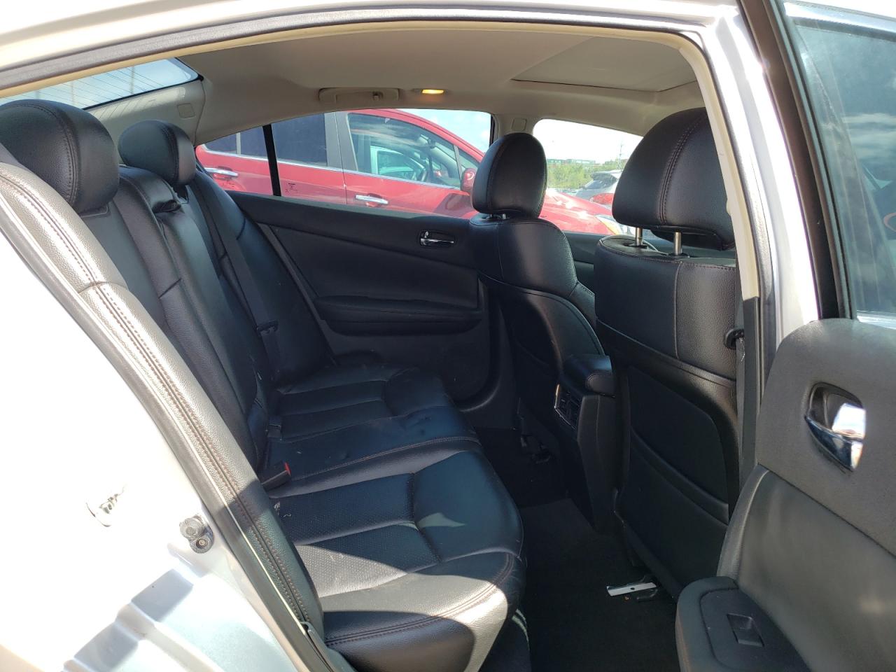 Photo 6 from auction – 2011 NISSAN MAXIMA S with VIN 1N4AA5AP6BC817541