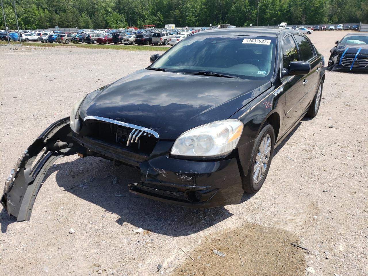 Photo 2 from auction – 2011 BUICK LUCERNE CX with VIN 1G4HJ5EM7BU130132