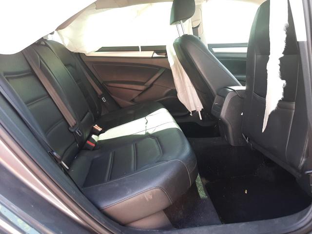 Photo 6 from auction – 2015 VOLKSWAGEN PASSAT S with VIN 1VWAT7A33FC042499