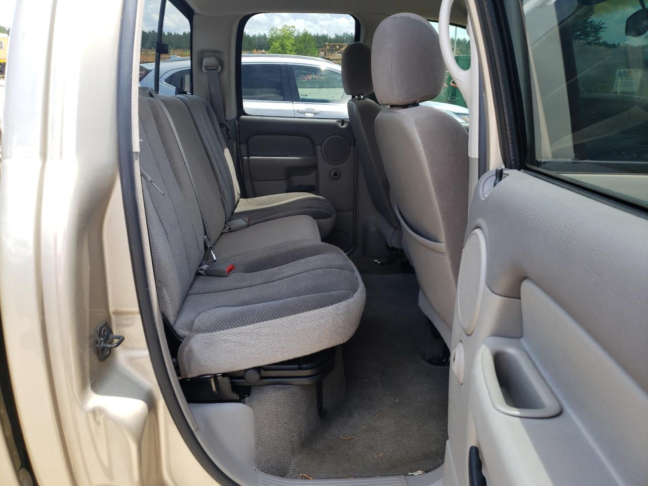 Photo 17 from auction – 2002 DODGE RAM 1500 with VIN 1D7HA18N82S662847