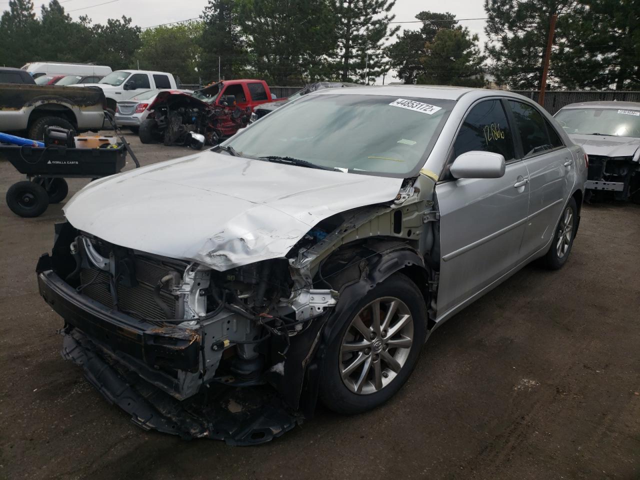 Photo 2 from auction – 2011 TOYOTA CAMRY HYBR with VIN 4T1BB3EK5BU143564