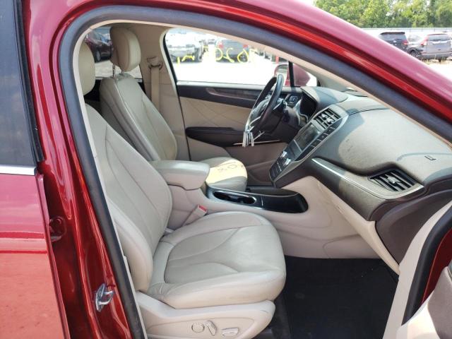 Photo 5 from auction – 2017 LINCOLN MKC RESERV with VIN 5LMCJ3C92HUL72166