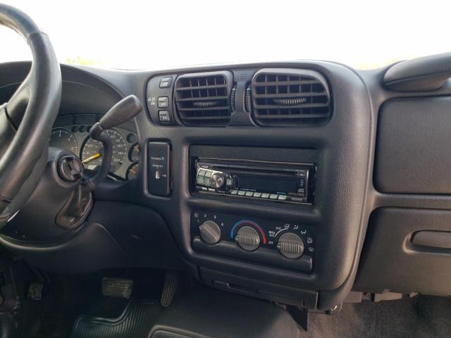 Photo 9 from auction – 1998 GMC SONOMA with VIN 1GTCT19W9W8520435