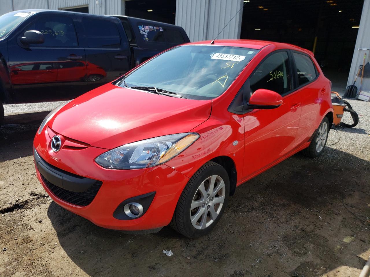 Photo 2 from auction – 2011 MAZDA MAZDA2 with VIN JM1DE1HY0B0130043