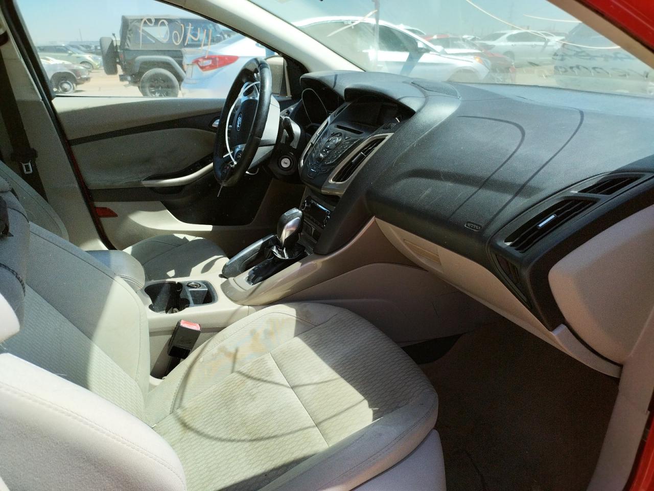 Zdjęcie 5 z aukcji – 2012 FORD FOCUS SEL z VIN 1FAHP3H24CL191937