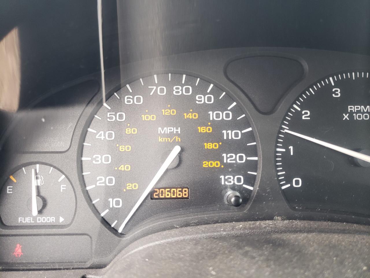Photo 8 from auction – 2003 SATURN VUE with VIN 5GZCZ23D23S832184