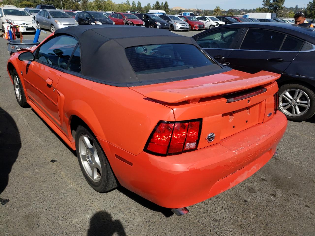 Photo 3 from auction – 2004 FORD MUSTANG with VIN 1FAFP44454F123201