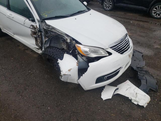 Photo 9 from auction – 2013 CHRYSLER 200 TOURIN with VIN 1C3CCBBB5DN583094