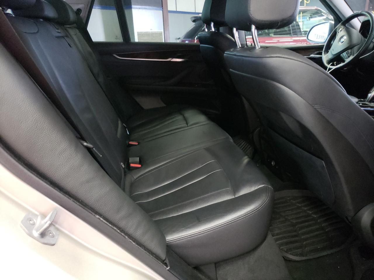 Photo 6 from auction – 2014 BMW X5 XDRIVE3 with VIN 5UXKR0C50E0H27136