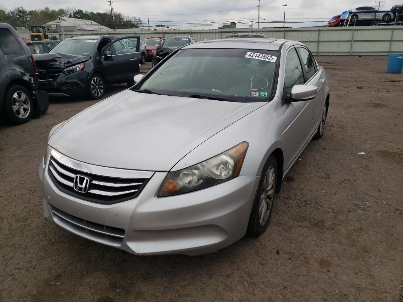 Photo 2 from auction – 2011 HONDA ACCORD with VIN 1HGCP2F80BA039297