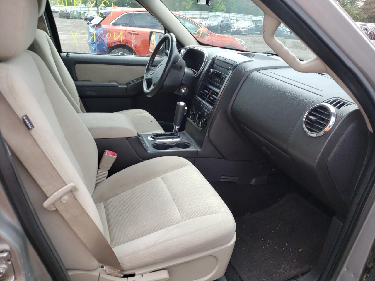 Photo 5 from auction – 2008 FORD EXPLORER X with VIN 1FMEU73E18UA57379
