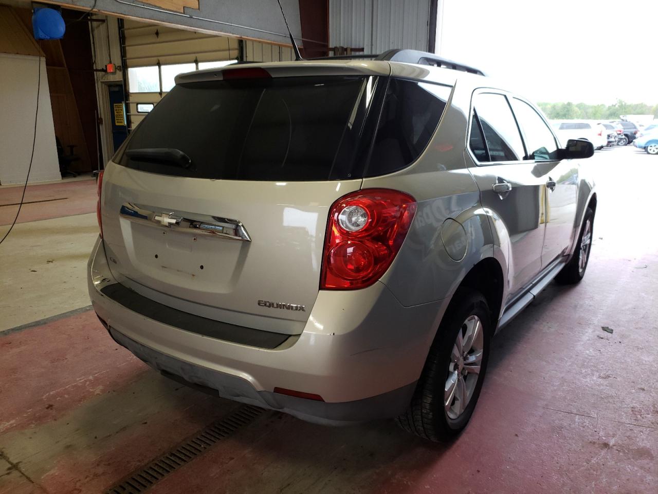 Photo 4 from auction – 2011 CHEVROLET EQUINOX LS with VIN 2CNFLCEC0B6425584