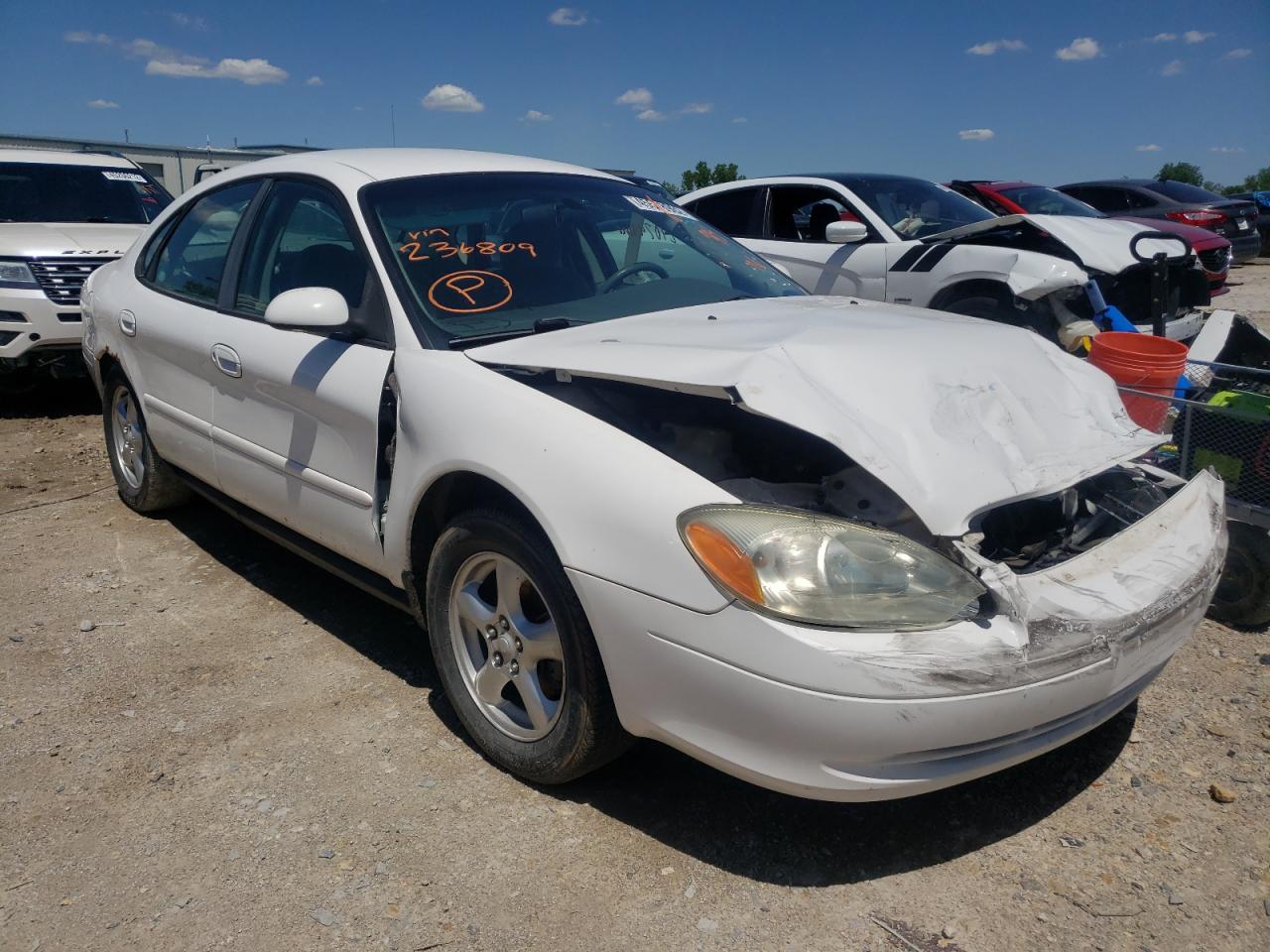 FORD TAURUS SES 2002 with VIN 1FAFP55202A236809 - Photo from auction