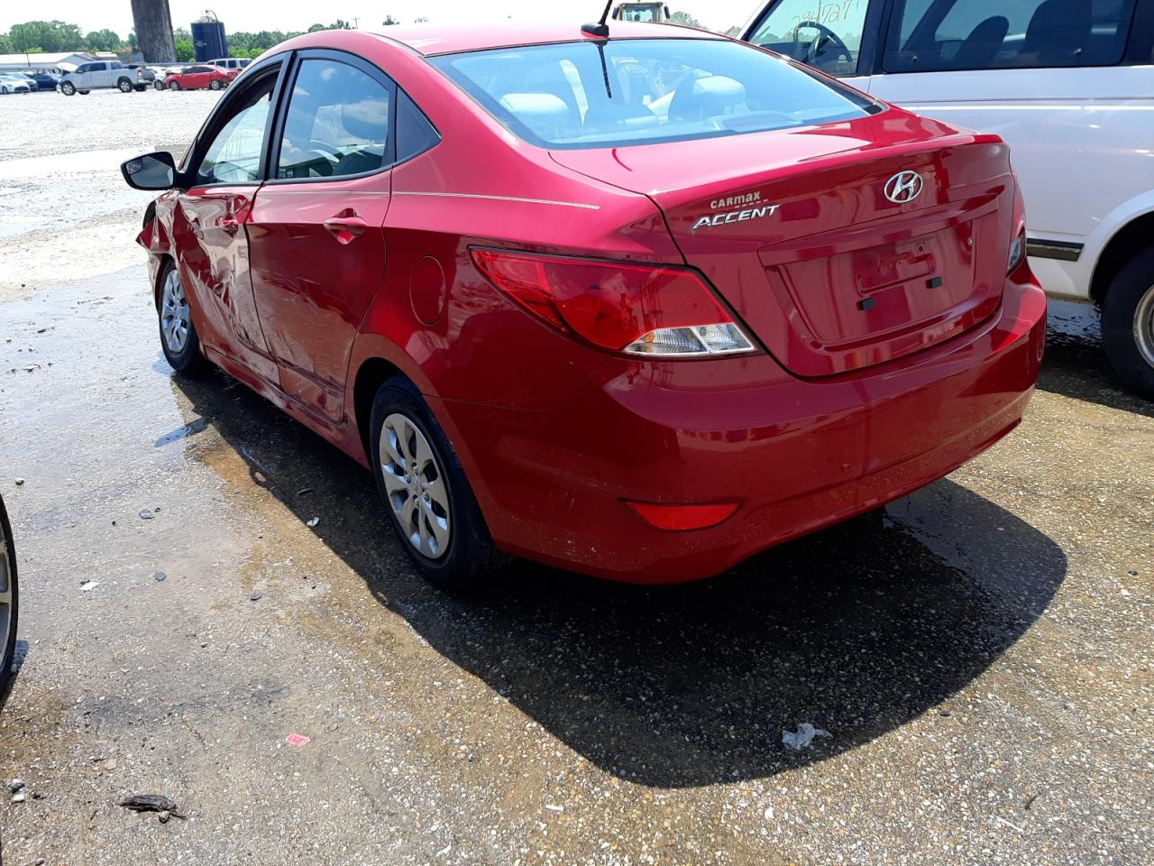 Photo 3 from auction – 2015 HYUNDAI ACCENT GLS with VIN KMHCT4AE7FU901742