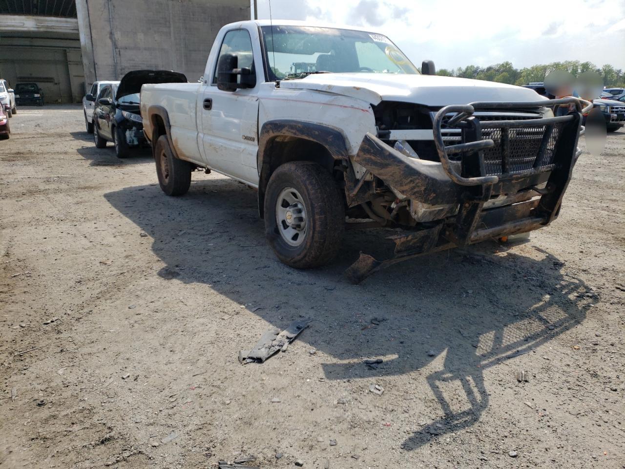 CHEVROLET SILVERADO 2005 with VIN 1GCHK34UX5E205542 - Photo from auction