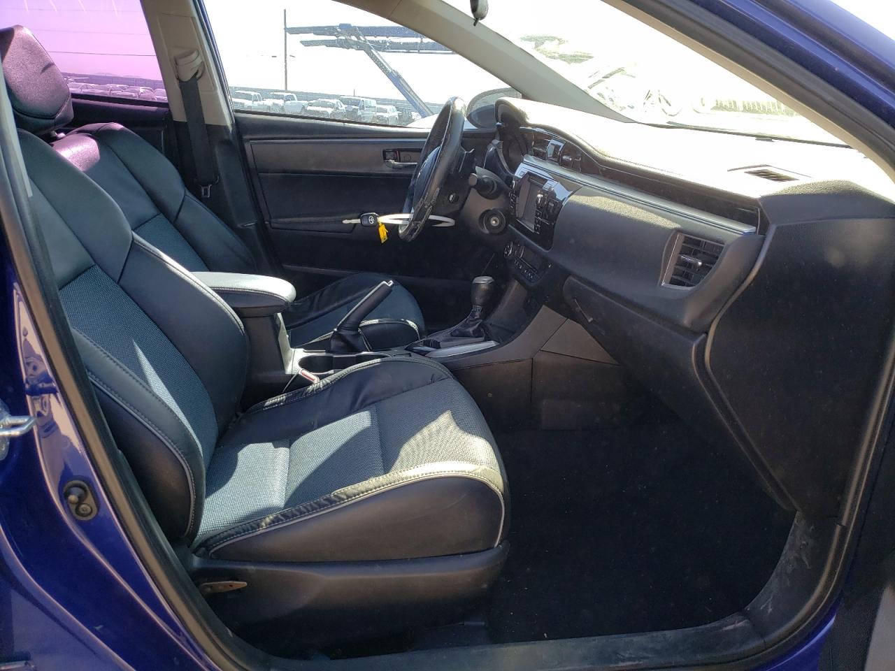 Photo 5 from auction – 2014 TOYOTA COROLLA L with VIN 5YFBURHE0EP065784