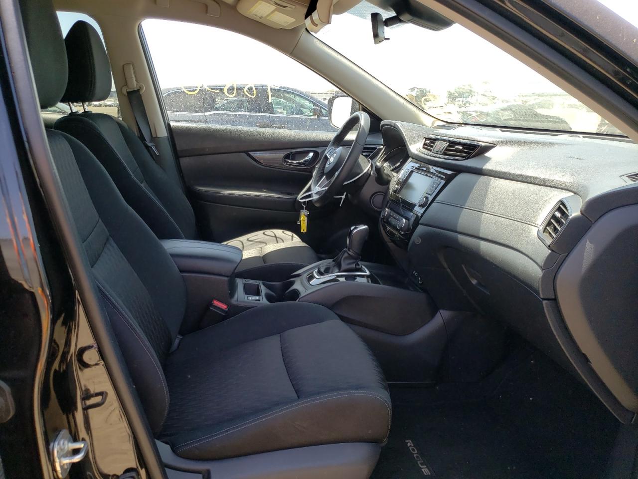 Photo 5 from auction – 2020 NISSAN ROGUE S with VIN KNMAT2MT4LP534657