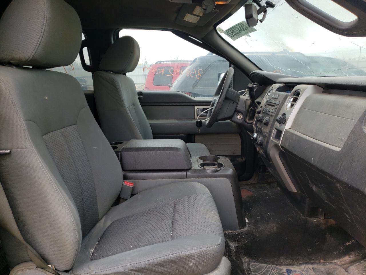 Photo 5 from auction – 2011 FORD F150 SUPER with VIN 1FTFW1EF4BKD49987