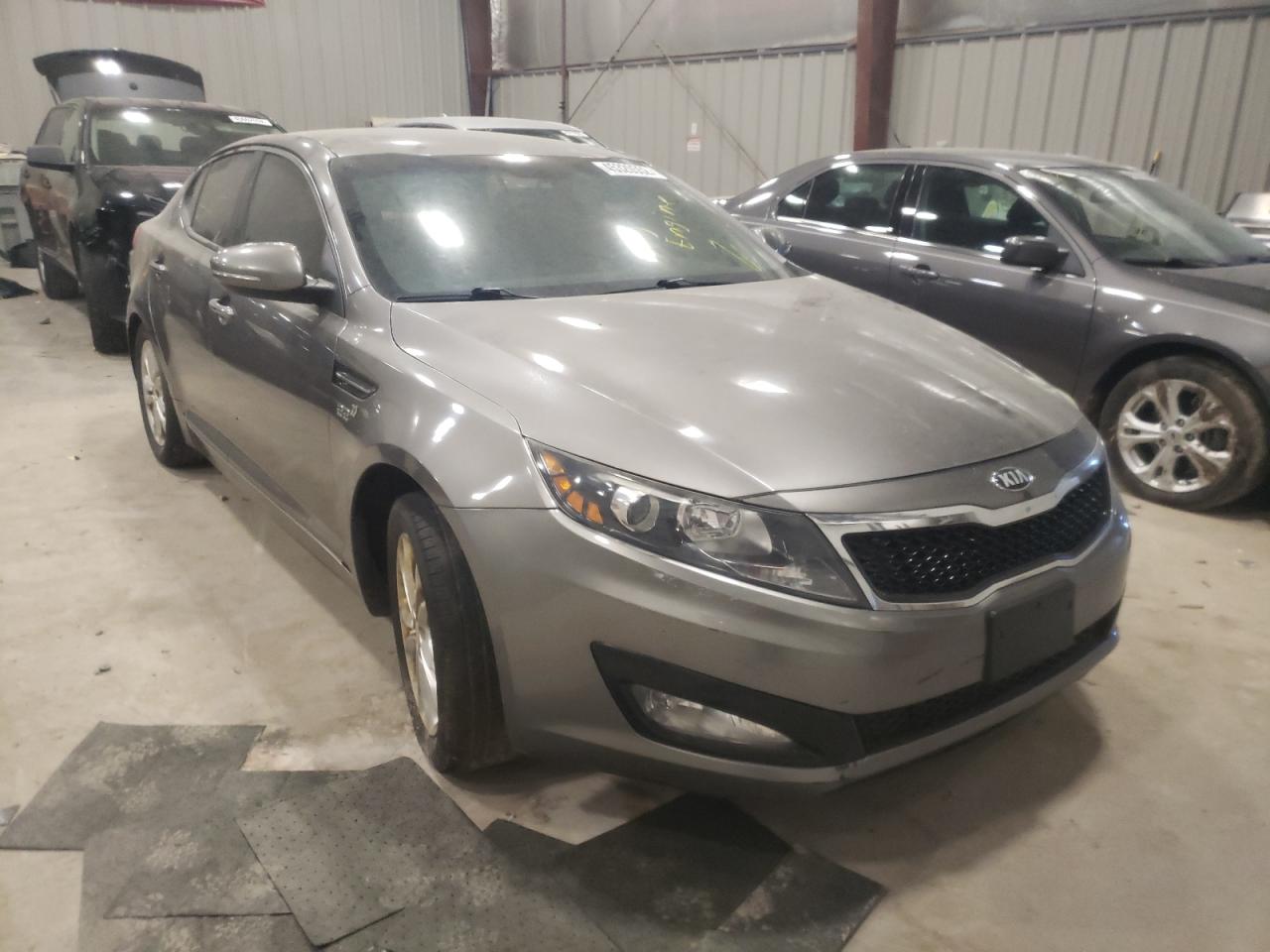 KIA OPTIMA LX 2013 with VIN 5XXGM4A75DG139017 - Photo from auction